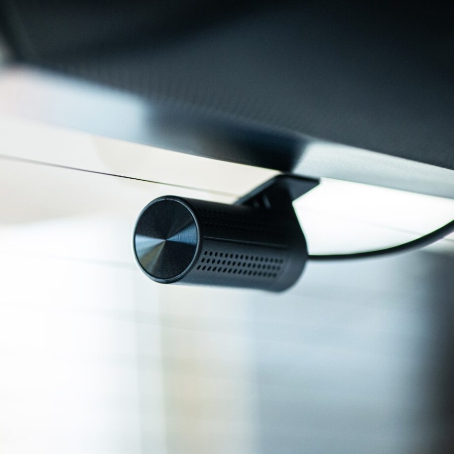 NEW - Road Angel Halo Elite 4K (2160p) & 1K (1080p) Dual Dash Cam With Sony Starvis 2 Enhanced Night Vision Video Technology!- With 64GB SD Card & Hardwiring Kit Bundle